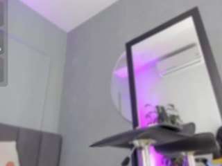gipsytreen — Camsoda recorded stream image, 28.09.2025 10:40