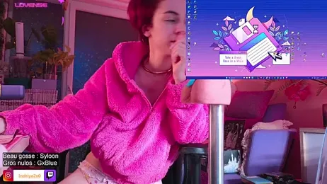 Indriya2x0 — Stripchat recorded stream image, 29.09.2025 20:20