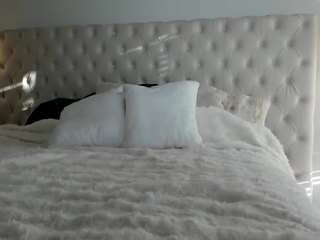 giannalove — Camsoda recorded stream image, 01.10.2025 14:50