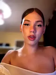 Carlita_cute — Stripchat recorded stream image, 01.10.2025 19:30
