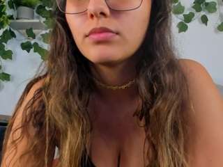 nataliepeterson — Camsoda recorded stream image, 02.10.2025 03:10