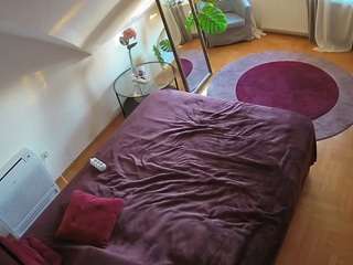 voyeurcam-julmodels-whitebed-4 — Camsoda recorded stream image, 02.10.2025 03:00