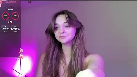 May_Flower — Stripchat recorded stream image, 02.10.2025 08:20