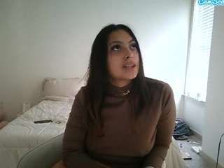 magix333 — Camsoda recorded stream image, 02.10.2025 12:10
