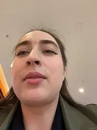 Holly_Play — Stripchat recorded stream image, 02.10.2025 09:10