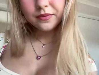 kittengirlxo — Chaturbate recorded stream image, 03.10.2025 03:10
