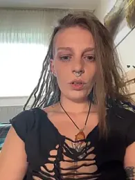 MenaDreadfull — Stripchat recorded stream image, 04.10.2025 12:40