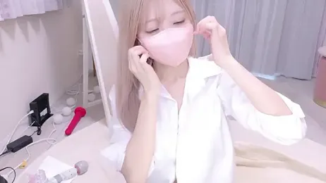 AZUnyan_ — Stripchat recorded stream image, 04.10.2025 17:40