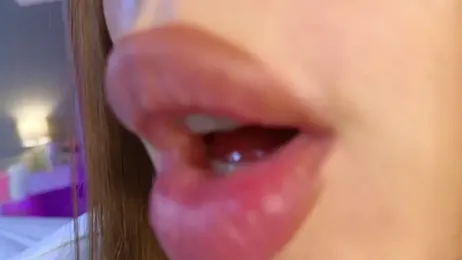 SweetyLali — Stripchat recorded stream image, 04.10.2025 17:50
