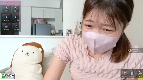 SUZU_ — Stripchat recorded stream image, 05.10.2025 00:10