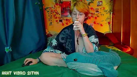 TrickyKitsune — Stripchat recorded stream image, 06.10.2025 13:40