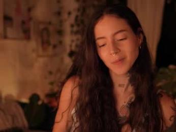 effylowell_ — Chaturbate recorded stream image, 07.10.2025 00:50