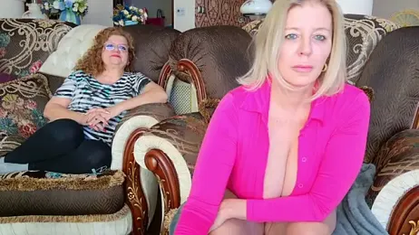 TUNDEROSE1 — Stripchat recorded stream image, 19.02.2025 15:20