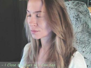 Adamova_Eva — Bongacams recorded stream image, 07.10.2025 19:20
