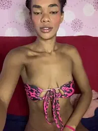 Cammgirlmii — Stripchat recorded stream image, 08.10.2025 03:10