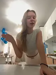 Ketitull — Stripchat recorded stream image, 08.10.2025 07:50