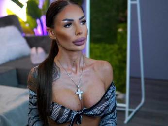 RaquelleVon — Bongacams recorded stream image, 08.10.2025 09:00