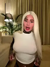 bambixboo — Stripchat recorded stream image, 08.10.2025 19:50