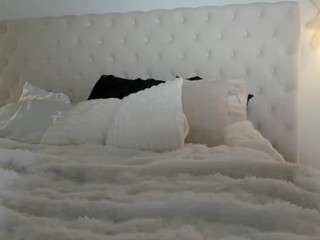 giannalove — Camsoda recorded stream image, 09.10.2025 04:30