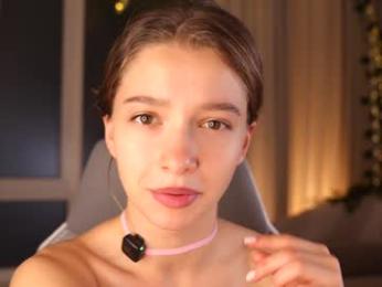 little_poetry — Chaturbate recorded stream image, 09.10.2025 15:00