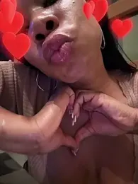 Belle___ — Stripchat recorded stream image, 10.10.2025 21:10