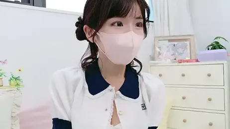 -minami- — Stripchat recorded stream screenshot (12 Oct 2025)