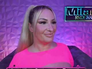 tamaramilano — Camsoda recorded stream image, 12.10.2025 07:50