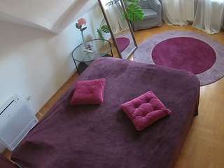 voyeurcam-julmodels-whitebed-4 — Camsoda recorded stream image, 09.10.2025 18:00