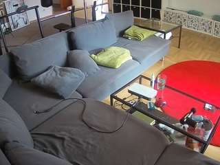 voyeurcam-julmodels-living-3 — Camsoda recorded stream image, 09.10.2025 18:00