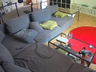 voyeurcam-julmodels-living-3 — Camsoda recorded stream image, 09.10.2025 18:00