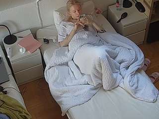 voyeurcam-julmodels-bed-7 — Camsoda recorded stream image, 09.10.2025 18:00