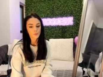 hotfallingdevil — Chaturbate recorded stream screenshot (20 Feb 2025)