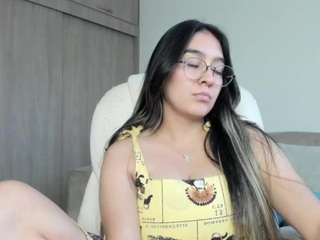 alexyferrer — Camsoda recorded stream image, 13.10.2025 21:40
