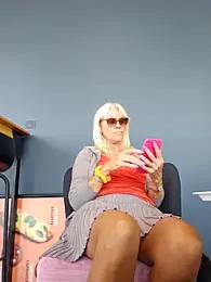 Nathotsexy1 — Stripchat recorded stream image, 14.10.2025 07:30