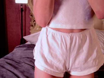 Enchantressss — Bongacams recorded stream image, 15.10.2025 19:40