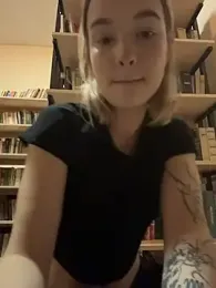 Baby_Tiny — Stripchat recorded stream image, 16.10.2025 17:00