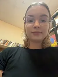 Baby_Tiny — Stripchat recorded stream image, 16.10.2025 17:00