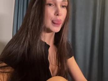 hollyextra — Chaturbate recorded stream image, 16.10.2025 17:50