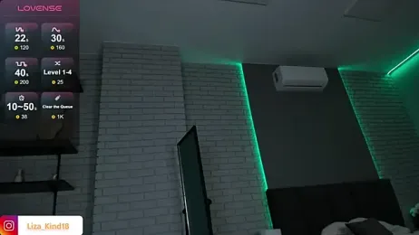 juicy-pussy — Stripchat recorded stream screenshot (17 Oct 2025)