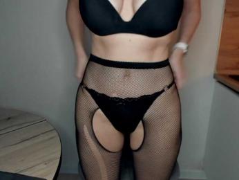 Milfa_hot — Bongacams recorded stream screenshot (17 Oct 2025)