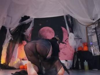 mollyflwers — Chaturbate recorded stream image, 17.10.2025 17:20