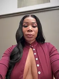 Belle___ — Stripchat recorded stream image, 18.10.2025 15:50