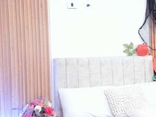 samynightt — Camsoda recorded stream image, 18.10.2025 17:50