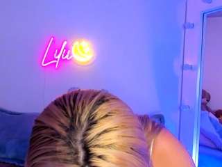 liliimoon — Camsoda recorded stream image, 20.02.2025 23:50
