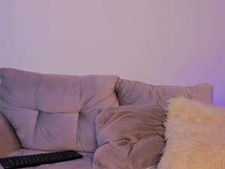 alanajoness — Camsoda recorded stream image, 19.10.2025 12:20