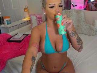 emmagray01 — Camsoda recorded stream image, 19.10.2025 13:30