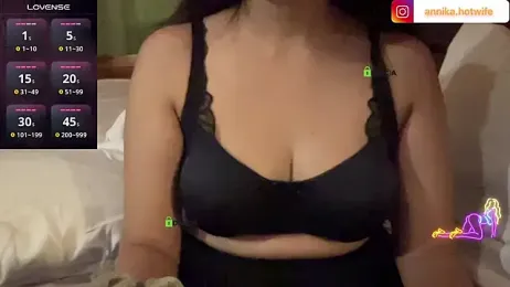 CharmingTania — Stripchat recorded stream screenshot (20 Oct 2025)
