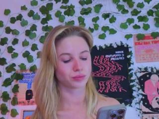 Emma Wilde — Flirt4free recorded stream image, 21.02.2025 03:30