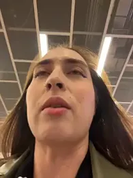 Holly_Play — Stripchat recorded stream image, 20.10.2025 13:10