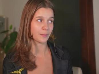 eli_sun — Chaturbate recorded stream image, 21.10.2025 09:10